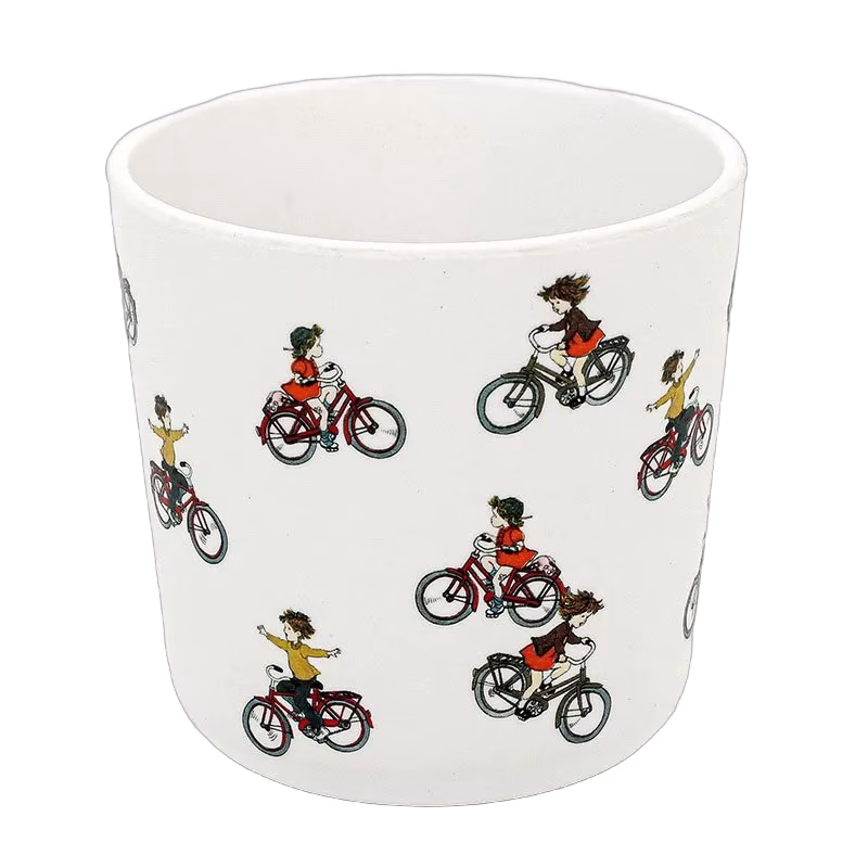 Rätt Start stor mugg, Lotta på Bråkmakargatan cykel